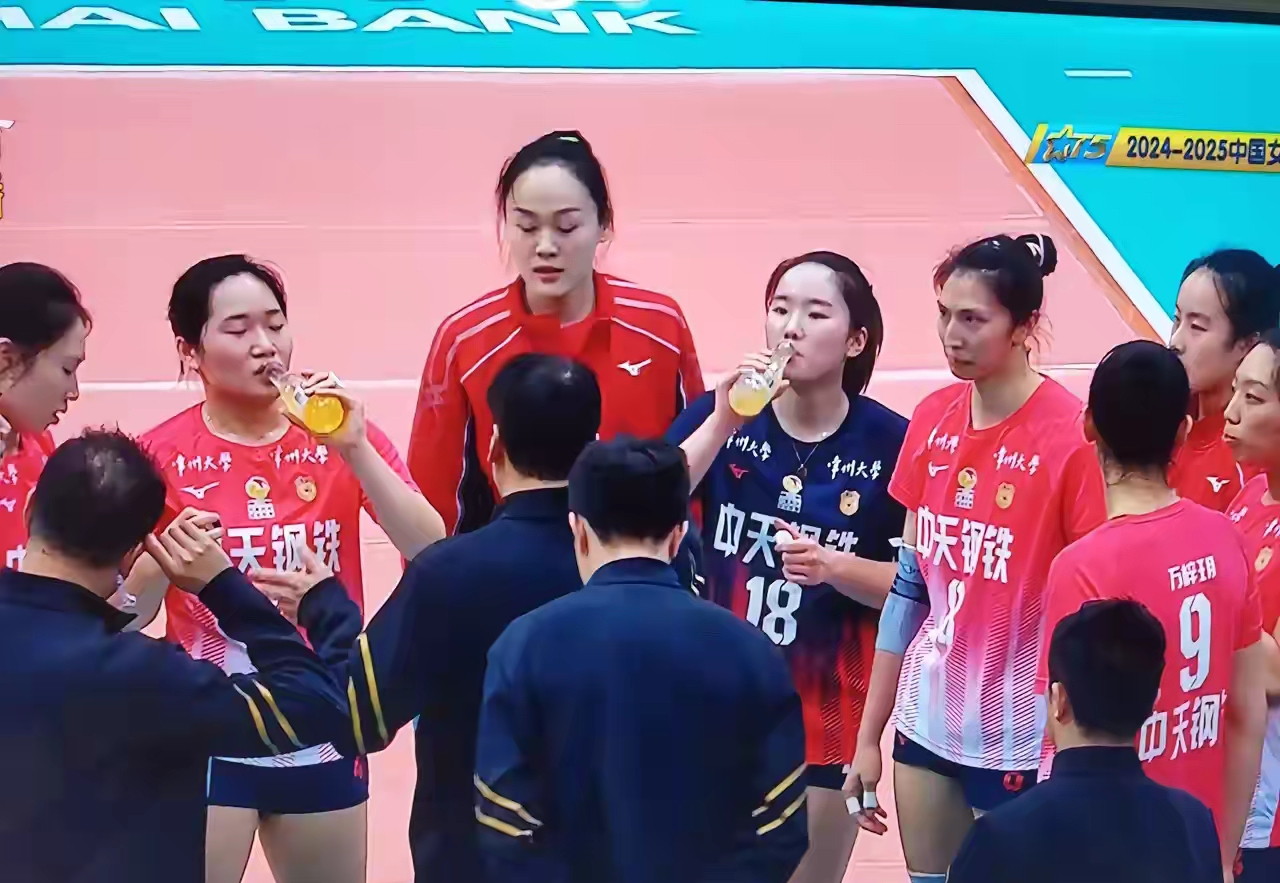 九游体育官网-中国女排对阵梅西展开拉锯大战，最终险胜对手的简单介绍